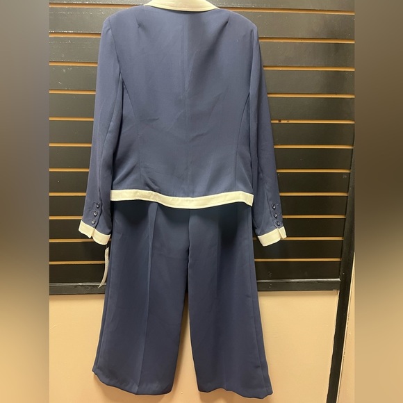NWT Larry Levine Navy & Cream Pant Suit Set Size 8 - Picture 5 of 11